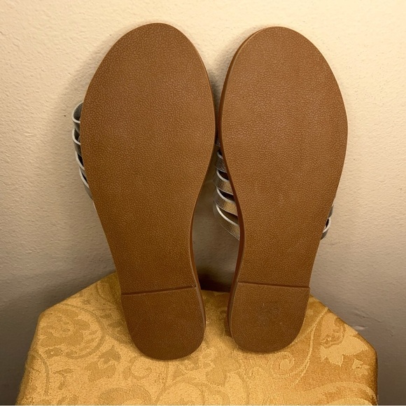 ROXY SIZE 6 SILVER TAN BROWN SANDALS BEACH VACATION SLIP IN STYLE - Picture 10 of 10